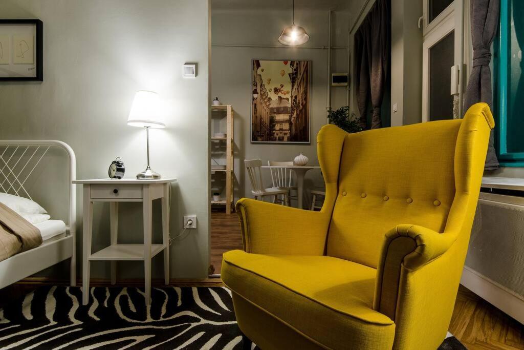 Cosy Apartment In Party District K30 Budapeste Exterior foto