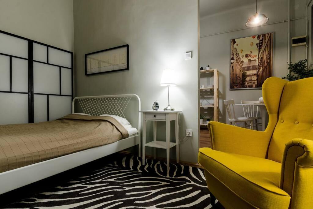 Cosy Apartment In Party District K30 Budapeste Exterior foto